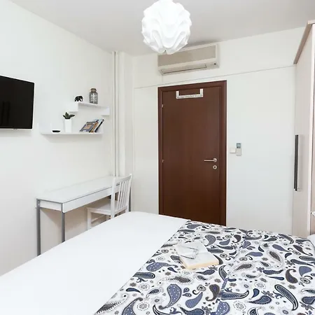 Daire Spacious Near The Old Town